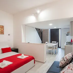 Casa Euripide Italia